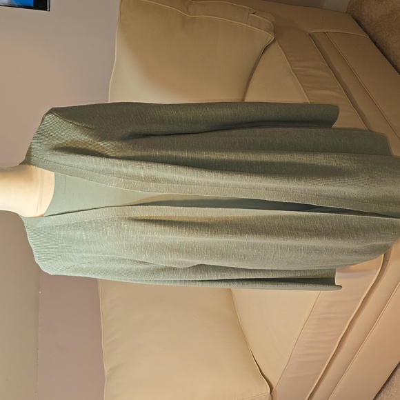 Shell & Cardigan Set - Picture 2 of 9